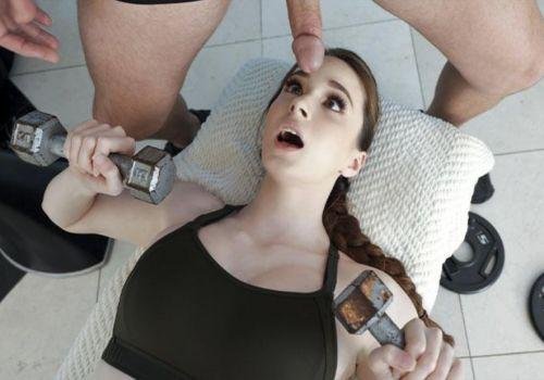 Cô Gái Tập Gym Nóng Bỏng Thèm Khát Cặc Bự