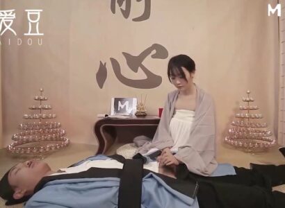 Ni Cô Dâm Loạn Và Bí Mật Vũ Khí Khổng Lồ Của Võ Sư Oai Hùng